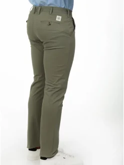 Chinobroek kaki