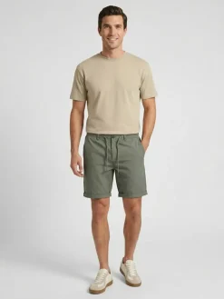 Short kaki