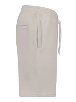Short taupe