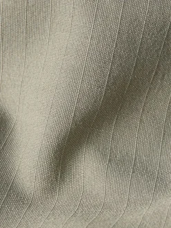 Short taupe
