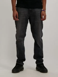 Spijkerbroek "Wharf" - regular fit - zwart