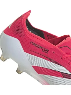 Voetbalschoenen met noppen 